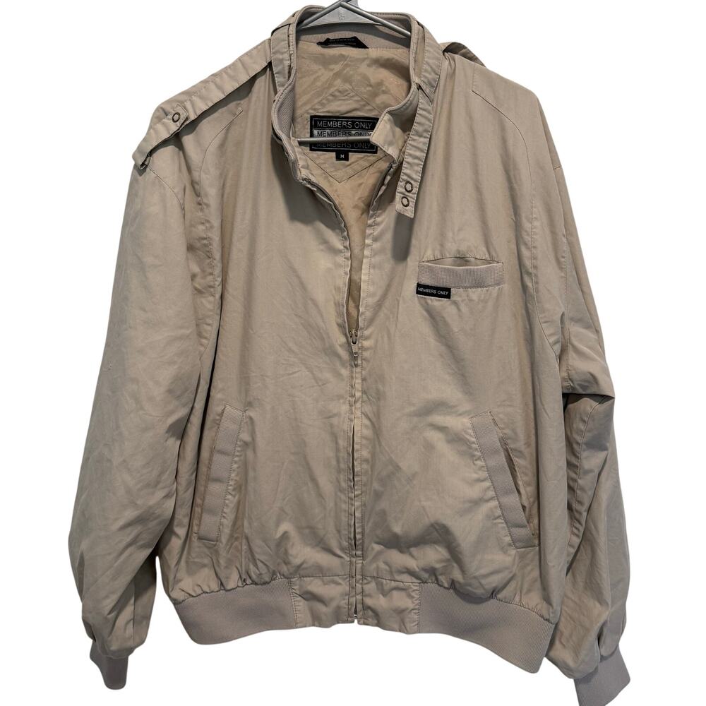 Members only size M zip up jacket